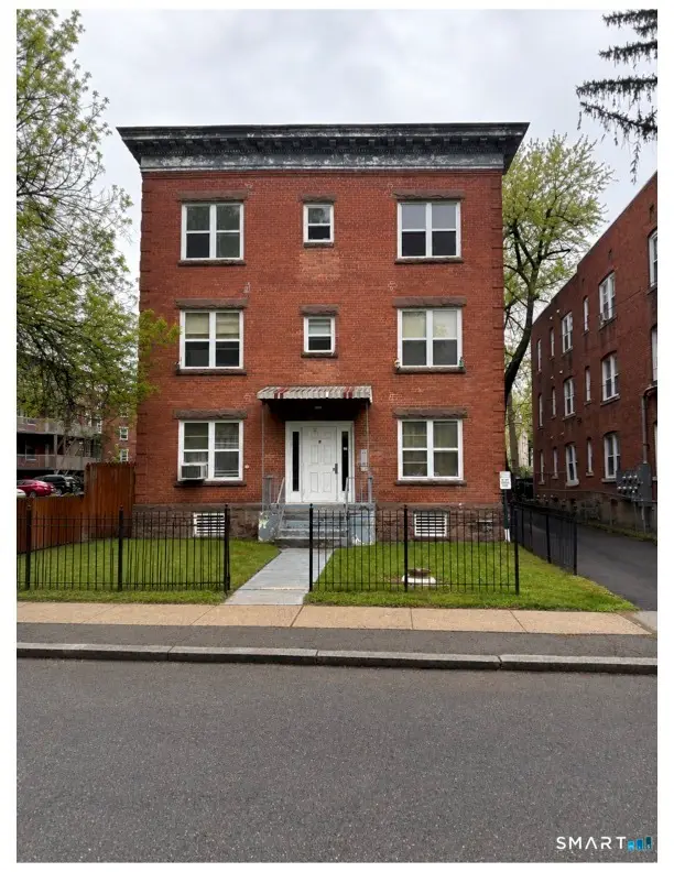 15 Cabot Street, Hartford, CT 06112 - #1