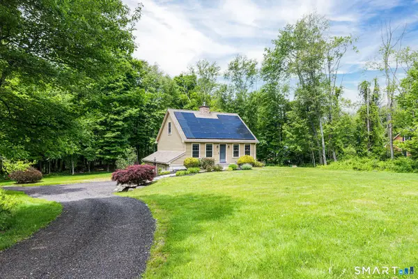 131 Squaw Rock Road, Plainfield, CT 06354
