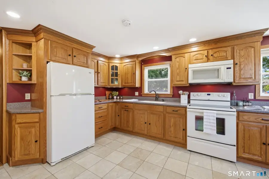 130 Broad Street, Manchester, CT 06042 - #2