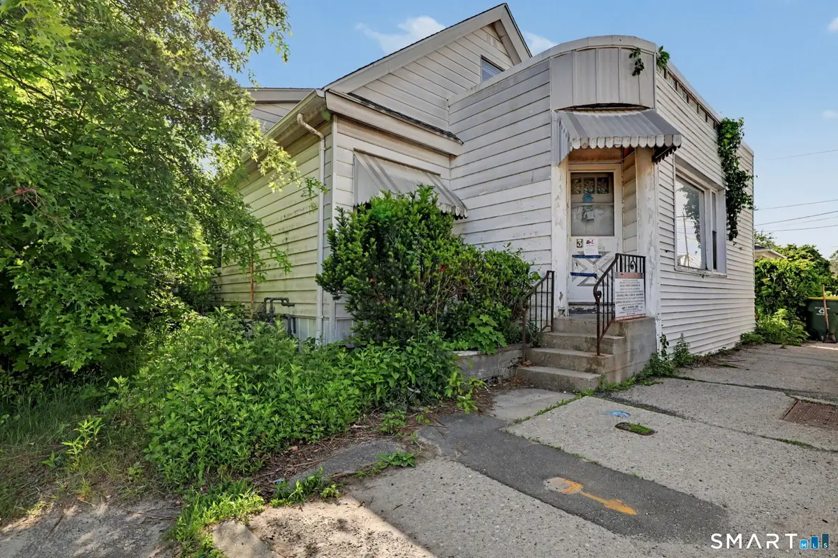 392 Hill Street, Waterbury, CT 06704 - #1
