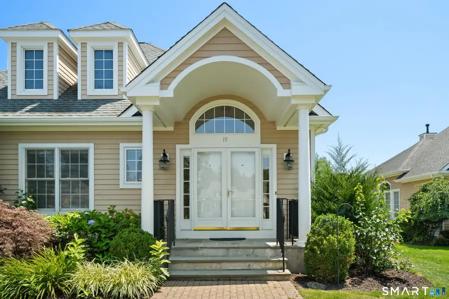19 Mulligan Drive #19, Wallingford, CT 06492 - #3