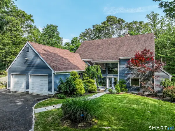 42 Briar Woods Trail, Stamford, CT 06903