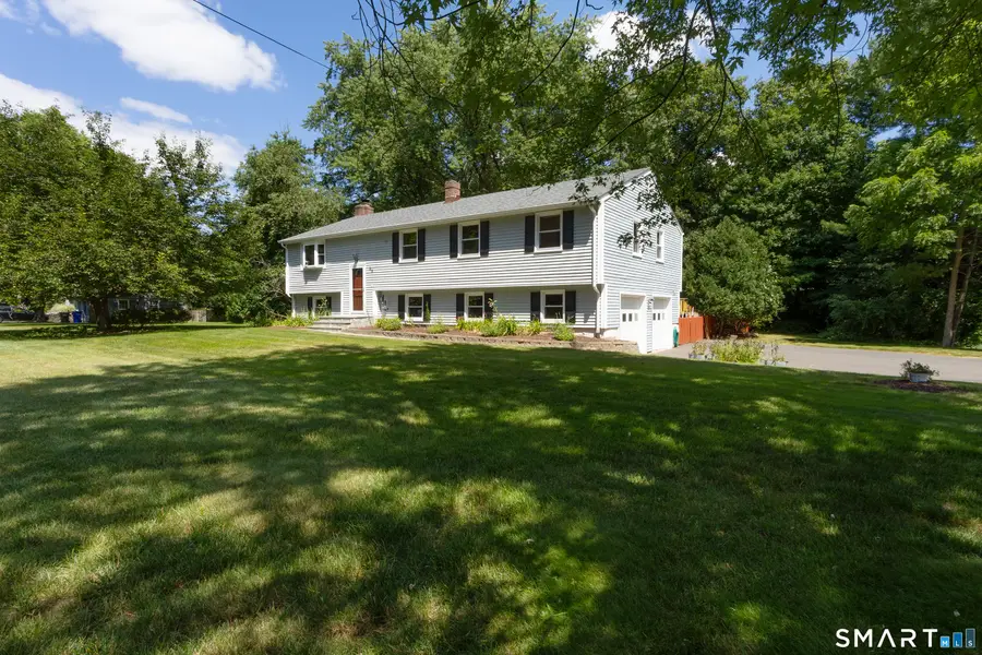 86 Simsbury Manor Drive, Weatogue, CT 06089 - #2