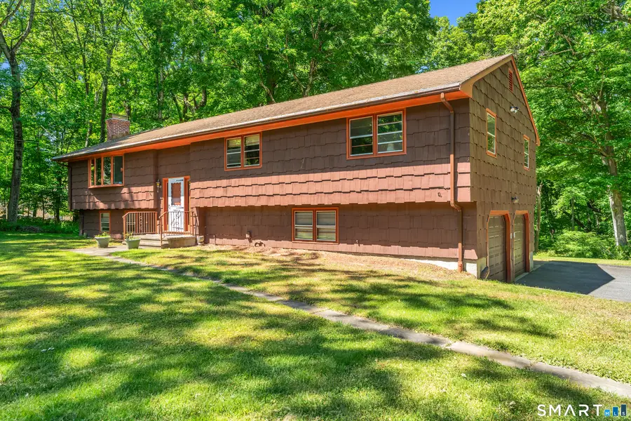 122 Fresh Meadow Drive, Trumbull, CT 06611 - #2