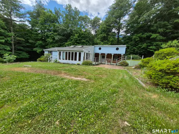 12 Gracey Road, Canton, CT 06019