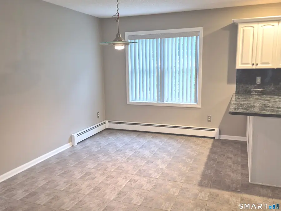 16 Hickory Road, Naugatuck, CT 06770 - #3