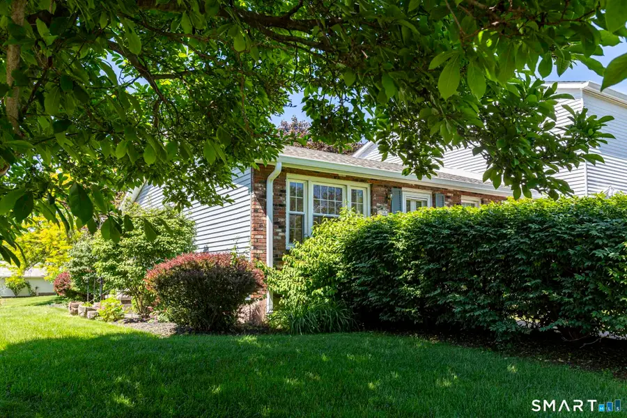 27 Esquire Drive #A, Manchester, CT 06042 - #3