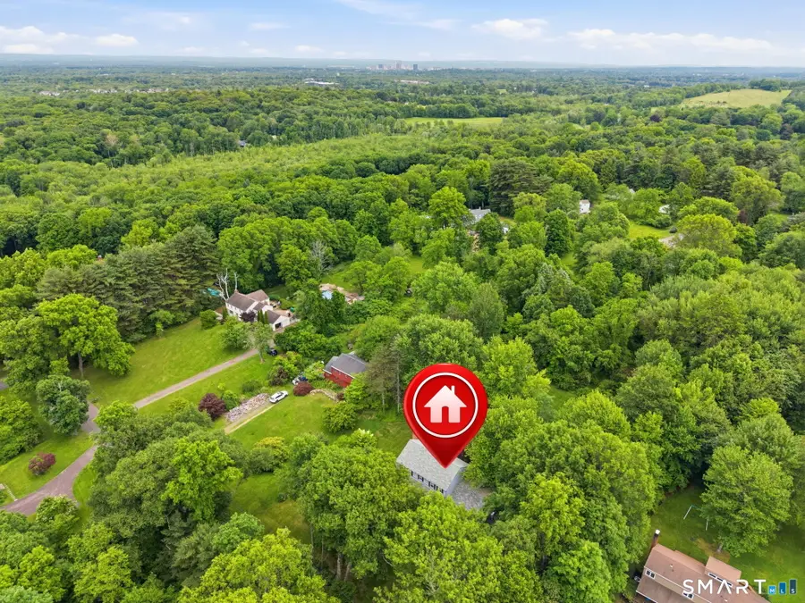 13 Juniper Road, Bloomfield, CT 06002 - #2