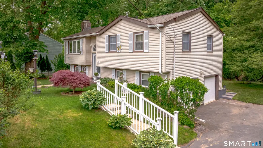 226 Rose St Extension, East Haven, CT 06513 - #3
