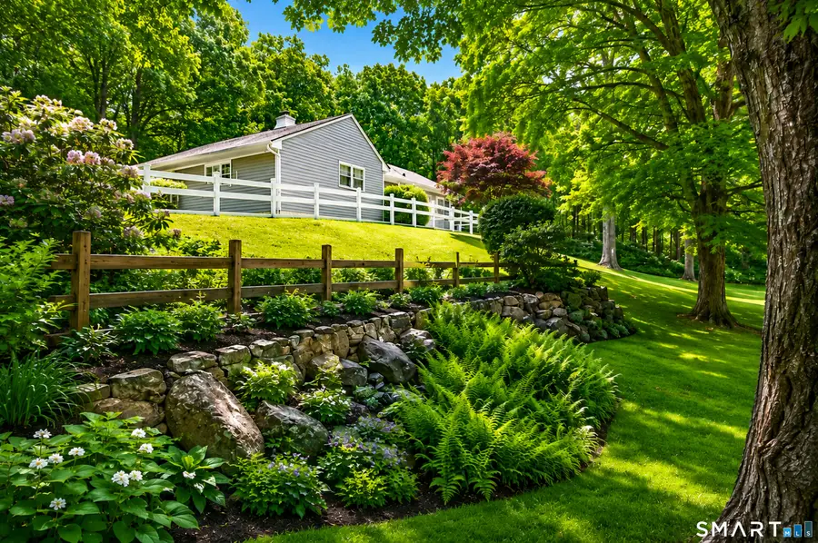 12 Walker Road, Woodbury, CT 06798 - #2