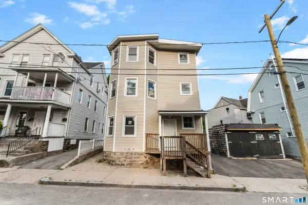 16 Vermont Street, Waterbury, CT 06704