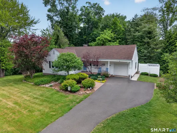 16 Somerset Road, Glastonbury, CT 06033