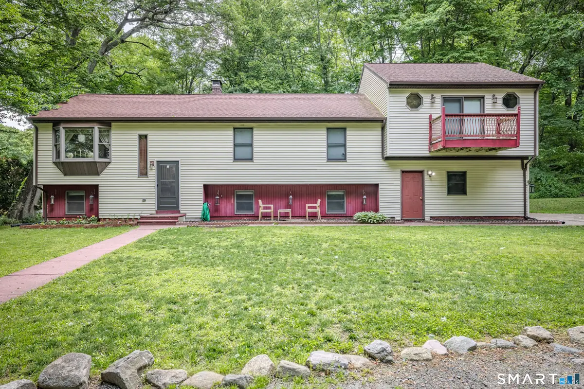 5 Gail Avenue, Uncasville, CT 06382 - #1