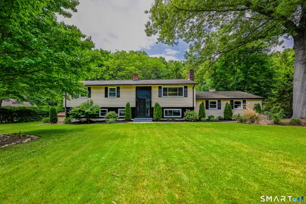31 Hollow Brook Road, Windsor, CT 06095