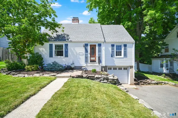 36 Oakdale Street, Wethersfield, CT 06109