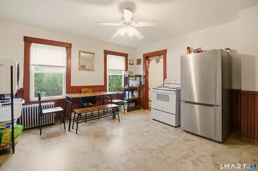 182 Vauxhall Street, New London, CT 06320 - #3