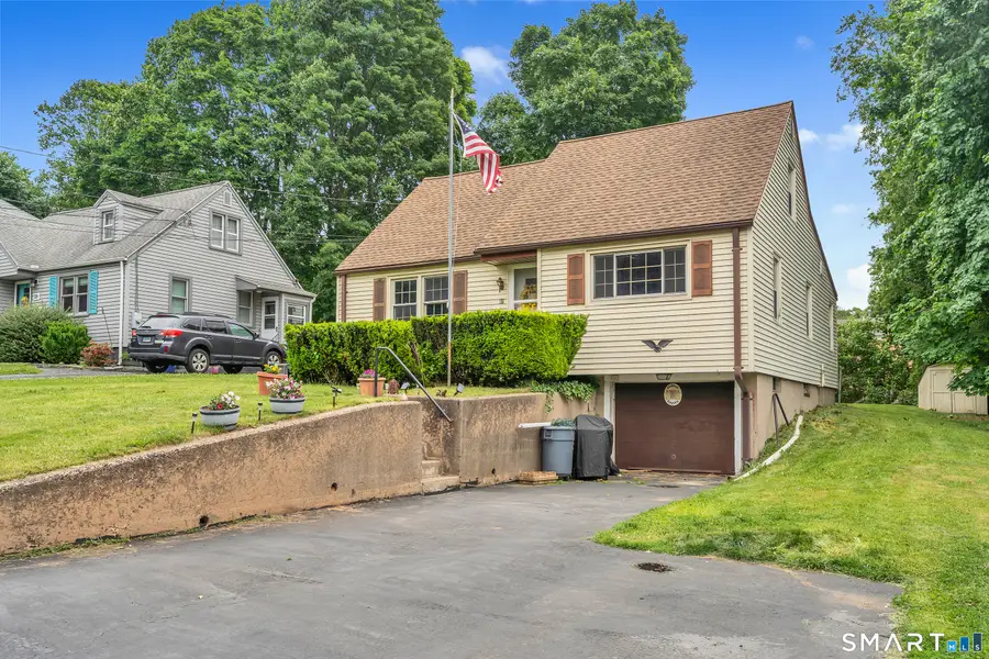 19 Lakeview Street, Meriden, CT 06451 - #2