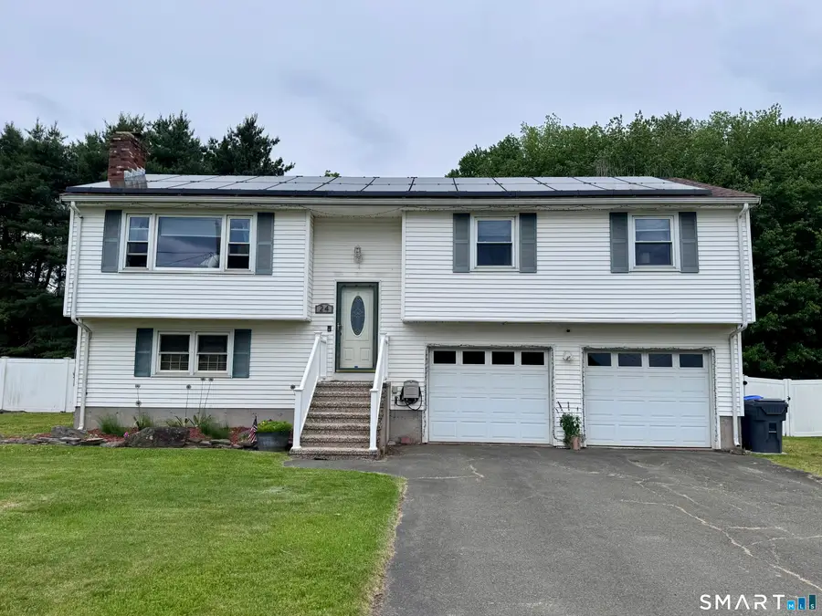 24 Middle Road, Enfield, CT 06082 - #2