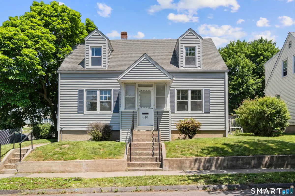 250 Jackson Avenue, Stratford, CT 06615 - #1