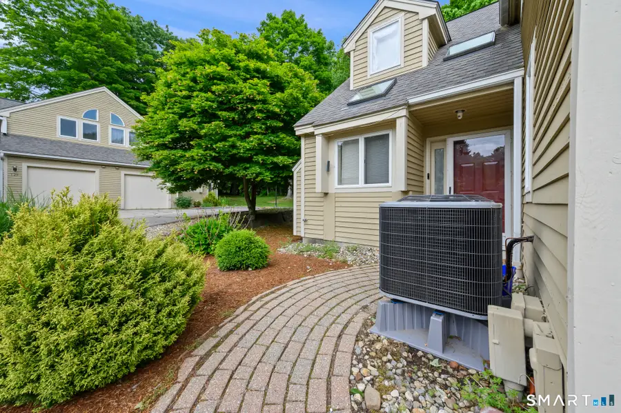131 Courtyard Lane #131, Mansfield, CT 06268 - #3
