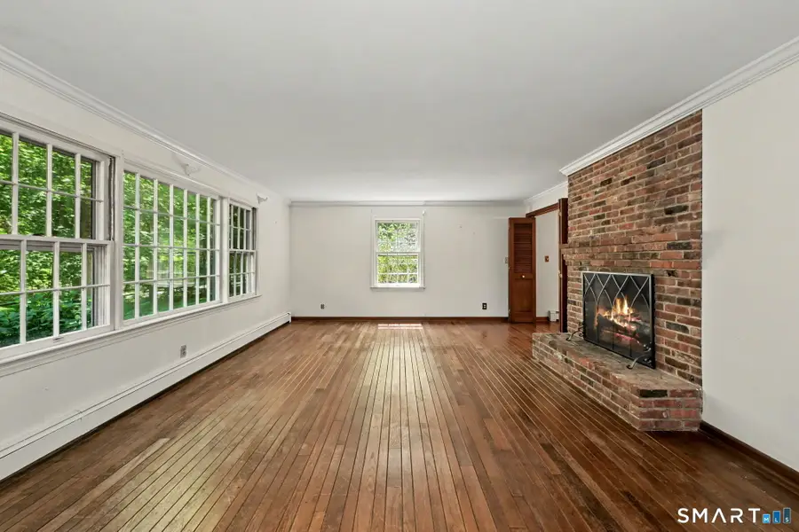 4 Scatacook Trail, Weston, CT 06883 - #3