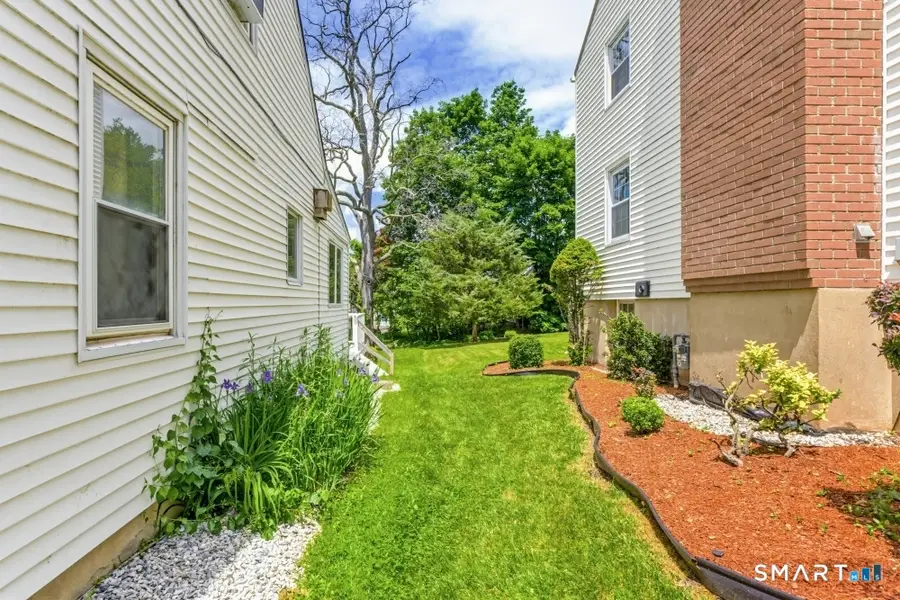 98 Woodmere Road, West Hartford, CT 06119 - #3