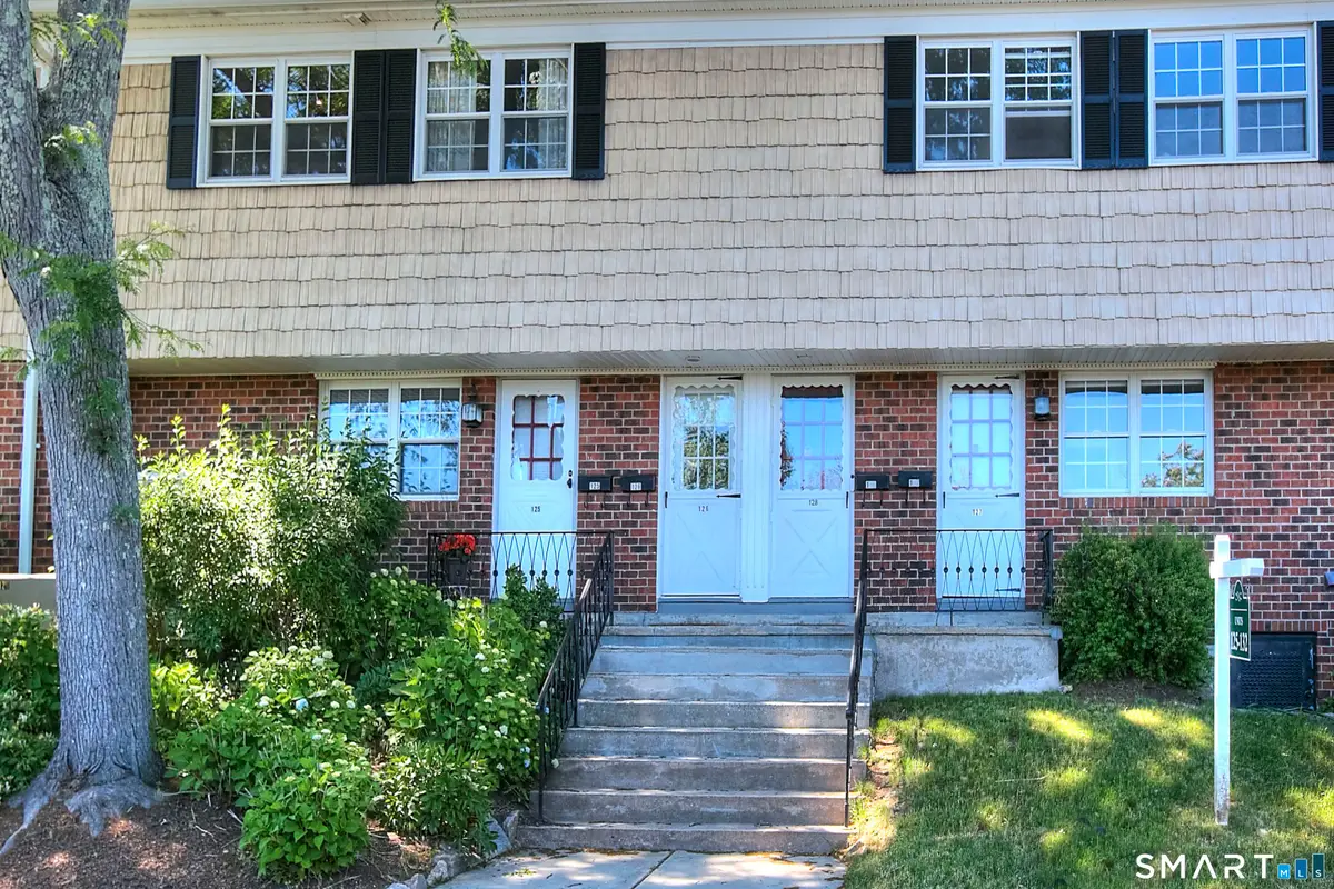 245 Unquowa Road #126, Fairfield, CT 06824 - #1