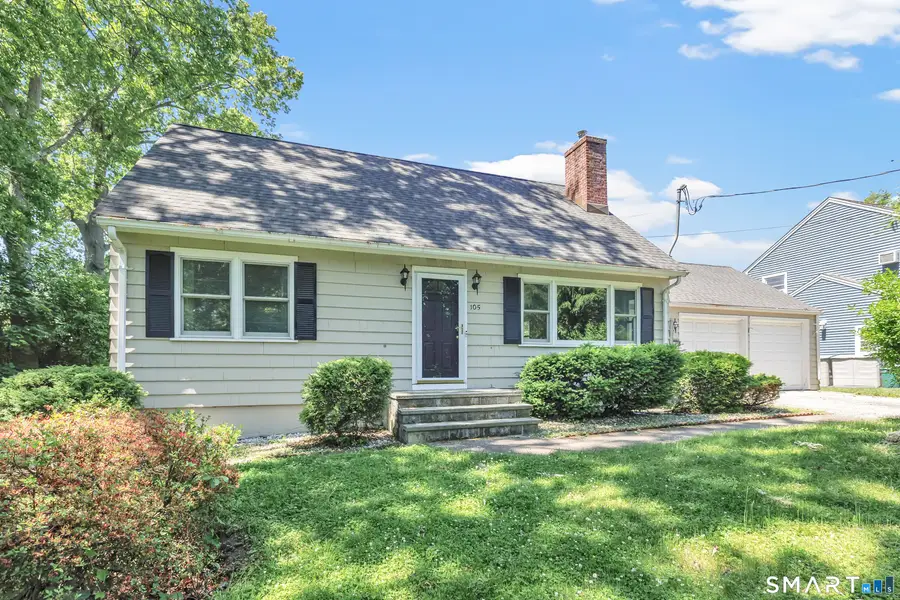 105 Castle Drive, Stratford, CT 06614 - #2