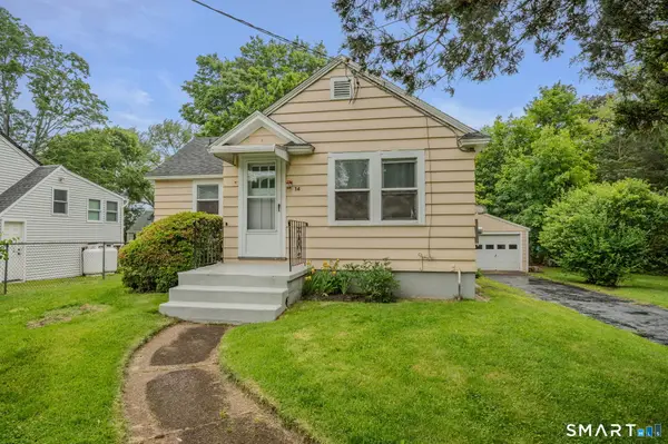 14 Tyler Place, Waterford, CT 06375