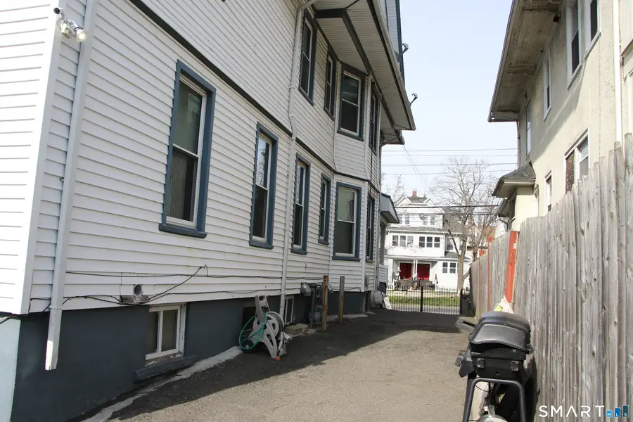 1525 Park Avenue, Bridgeport, CT 06604 - #2