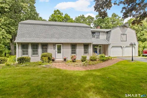 15 Ledgecrest Terrace, Manchester, CT 06040