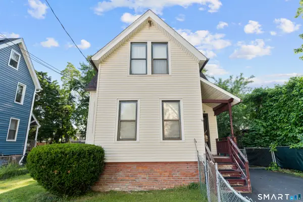 11 Elliott Place, Hartford, CT 06114