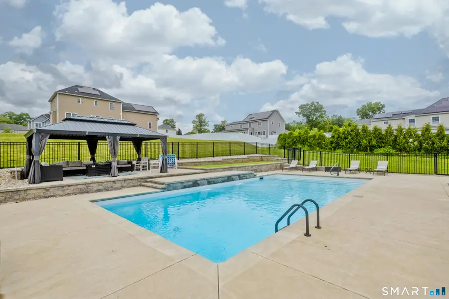 4 Arbor Way, Suffield, CT 06078 - #2