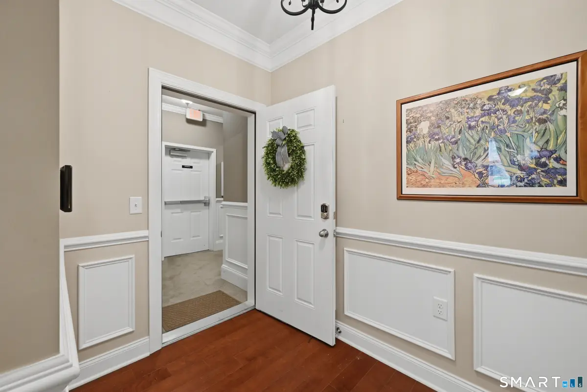 1011 Brookside Court #1011, Newtown, CT 06470 - #1