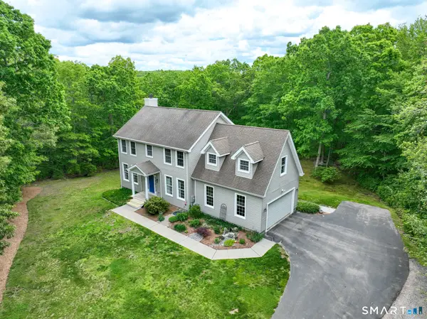 120 Lakeside Drive, North Stonington, CT 06359