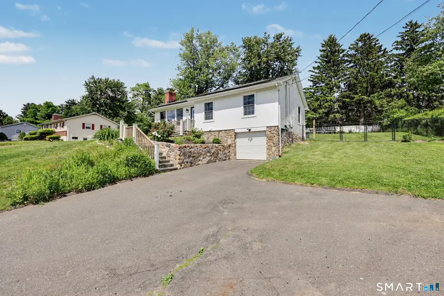 13 Fox Hollow Road, New Fairfield, CT 06812 - #3