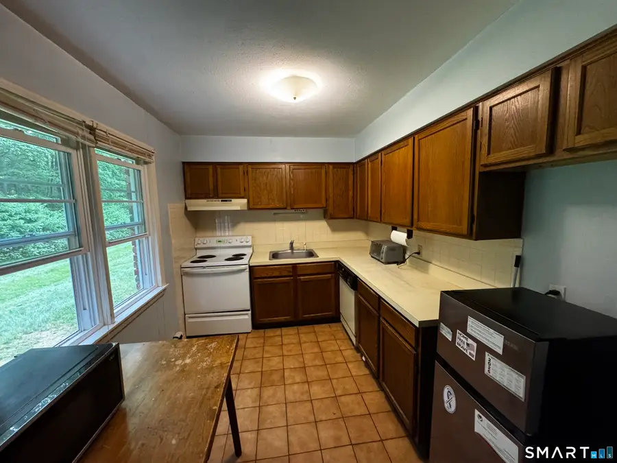 1117 Waterbury Road #1B, Cheshire, CT 06410 - #2
