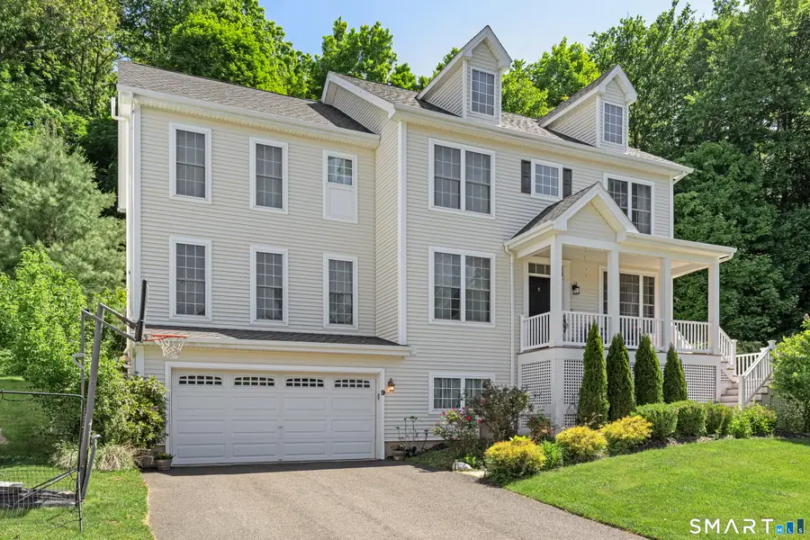 9 Washington Circle #9, Southbury, CT 06488 - #2