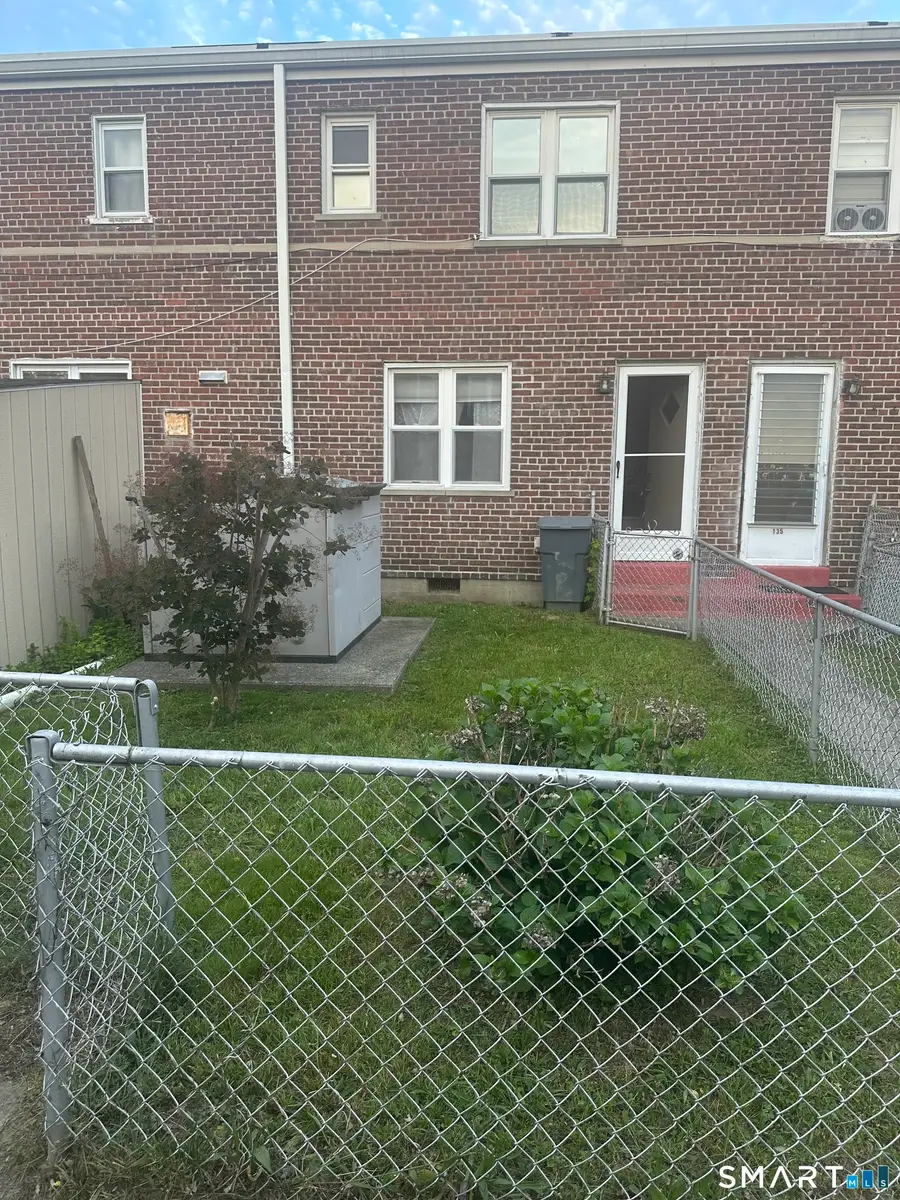 Bld 35 Court D Court #133, Bridgeport, CT 06610 - #3