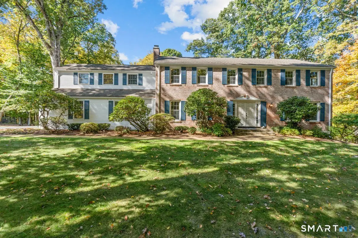 23 Peaslee Hill, West Hartford, CT 06117 - #1