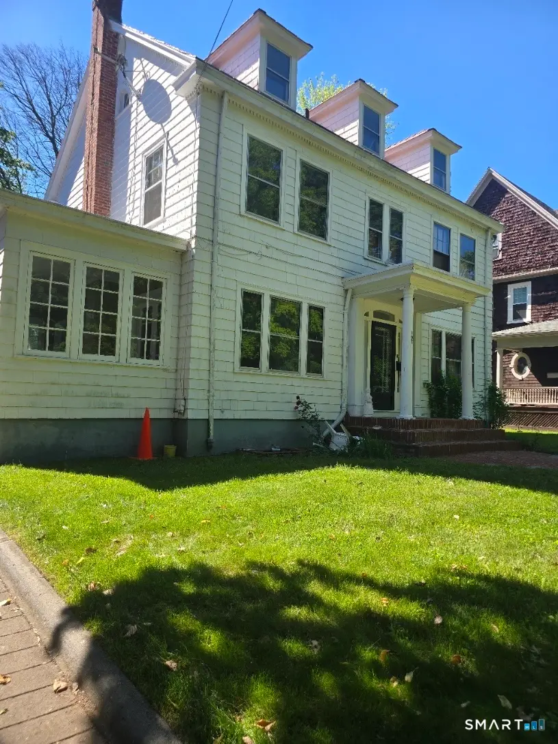 197 Ridgefield Street, Hartford, CT 06112 - #1