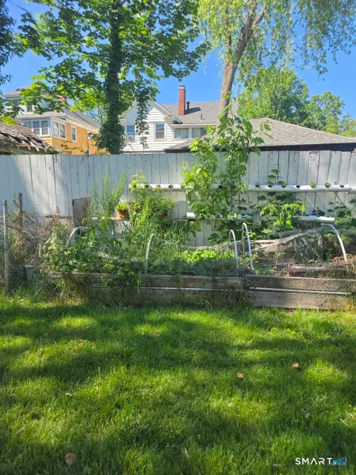 197 Ridgefield Street, Hartford, CT 06112 - #3