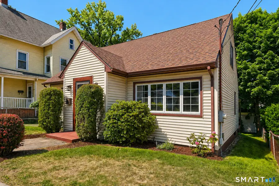 11 Winter Street, Ansonia, CT 06401 - #2