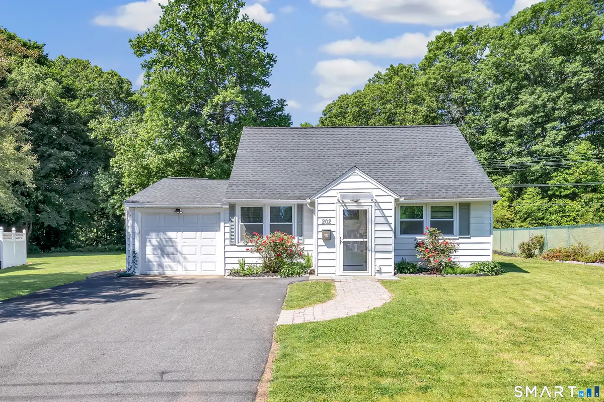202 Glen Hills Road, Meriden, CT 06451 - #1