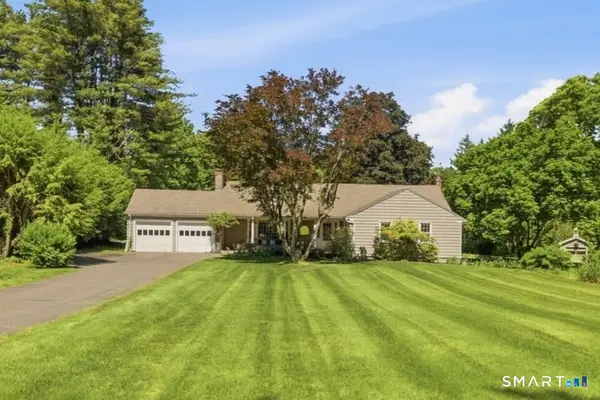 542 Halladay Avenue West, Suffield, CT 06078
