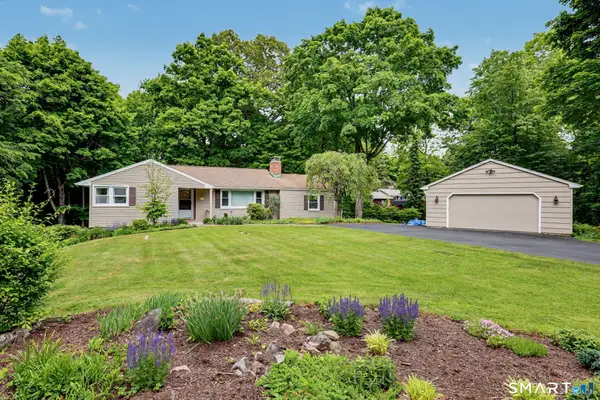 27 Apple Lane, Redding, CT 06896