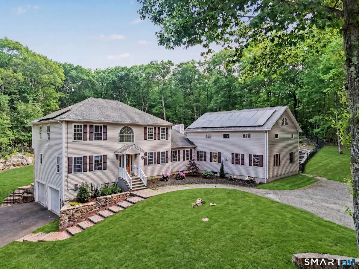 25-1 Macintosh Drive, Oxford, CT 06478 - #1
