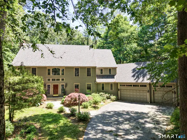3 Eton Place, Farmington, CT 06032