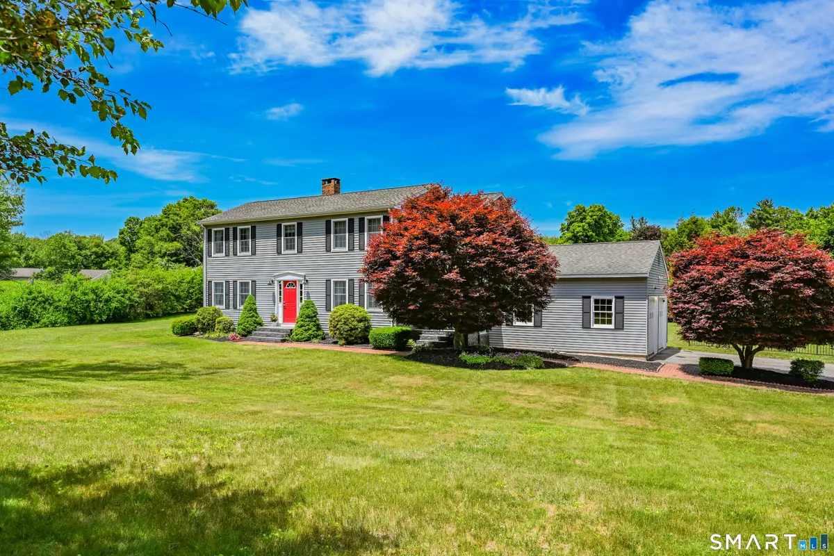 18 Carriage Drive, Burlington, CT 06013 - #1