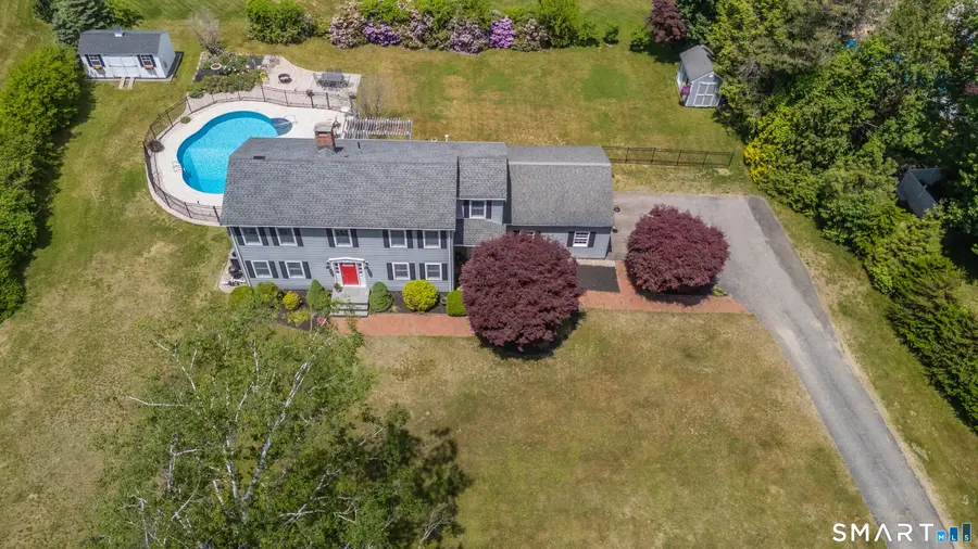 18 Carriage Drive, Burlington, CT 06013 - #2